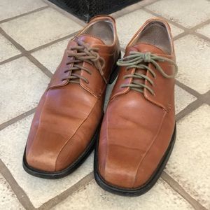 Calvin Klein dress shoes size 9